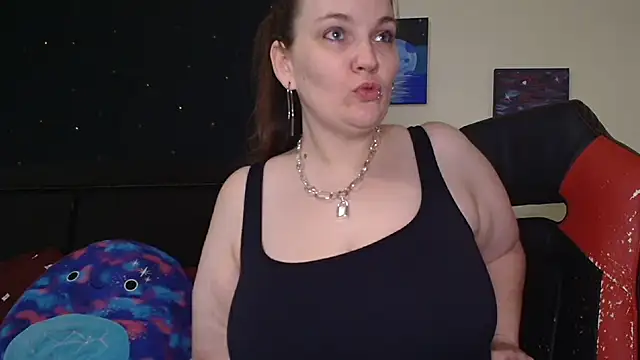 ToxicLilly online show from 10.25.25