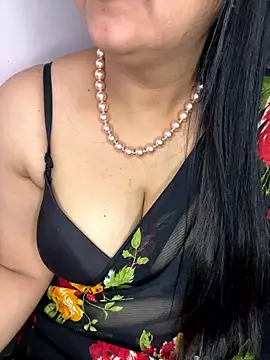 Snapshot of Zoya_Varma004 chatting on 01.13.26 Zoya Varma004 online show from 01.13.26