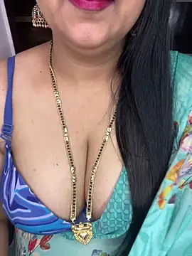 Snapshot of Zoya_Varma004 chatting on 02.20.26 Zoya Varma004 online show from 02.20.26