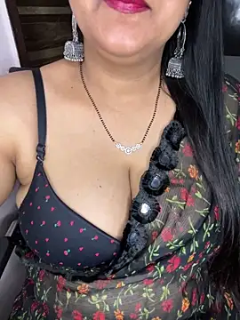 Zoya Varma004 online show from 03.17.26