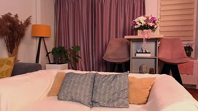 Snapshot of MayaCroft chatting on 02.16.26 MayaCroft online show from 02.16.26