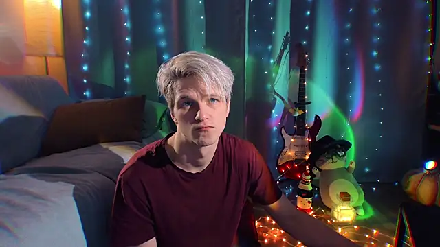 Breston Sweet online show from 12.15.25