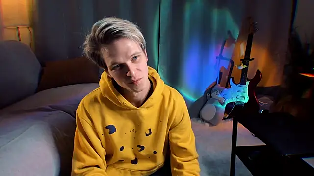 Breston Sweet online show from 03.15.26