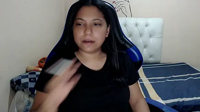 Leylafourniert online show from 09.13.25
