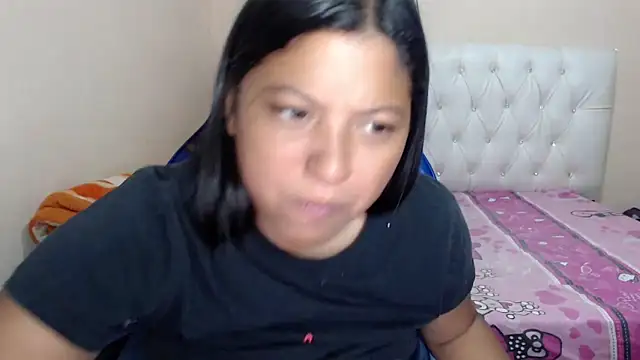 Leylafourniert online show from 11.22.25