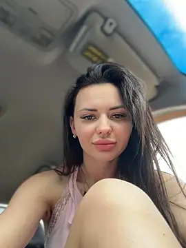 PrincessaHill  online show from 06.04.26