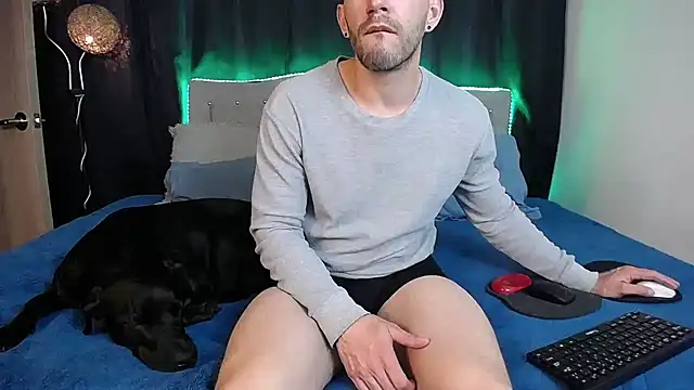 Snapshot of Danny_hot_fun chatting on 09.21.25 Danny hot fun online show from 09.21.25