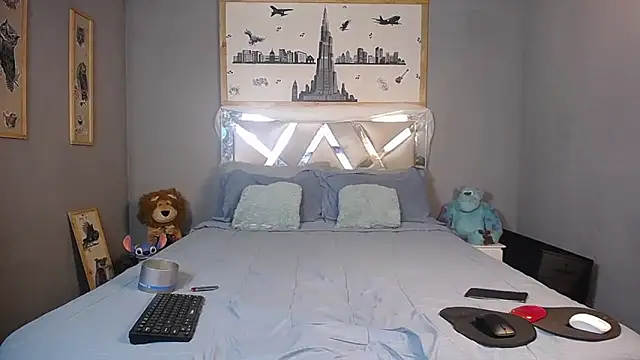 Snapshot of Danny_hot_fun chatting on 09.28.25 Danny hot fun online show from 09.28.25