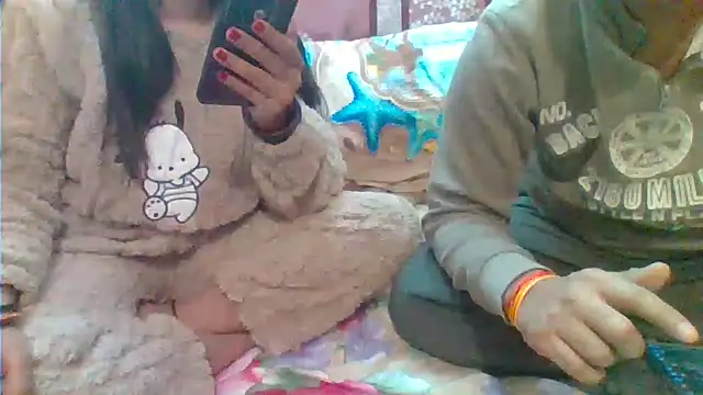 Nikki Nikku online show from 12.24.24