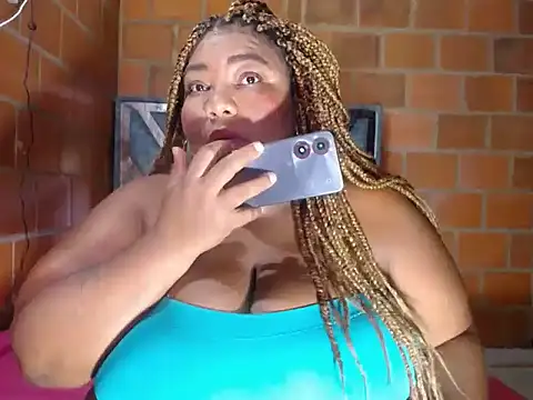 bustyboobsxxll online show from 03.10.26