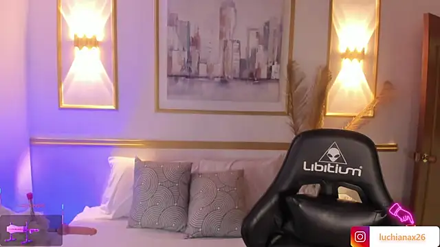 Snapshot of lucy26_ chatting on 01.19.25 lucy26 online show from 01.19.25
