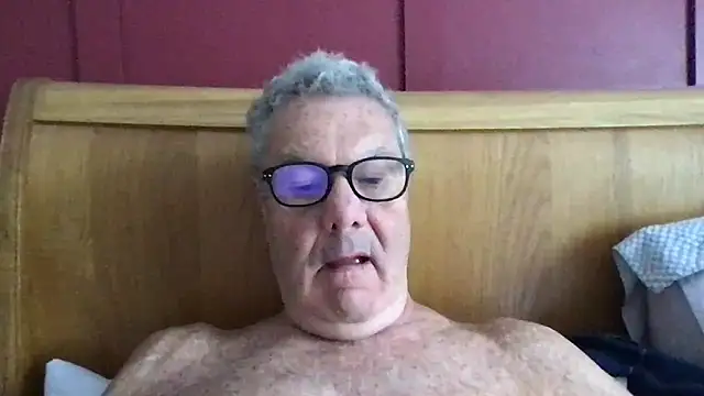 Snapshot of Oldpistolpete chatting on 06.29.26 Oldpistolpete online show from 06.29.26