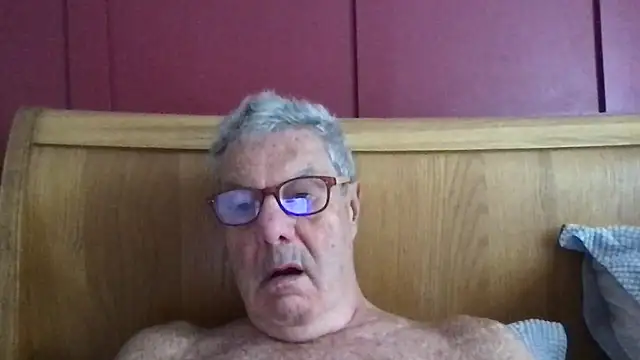 Snapshot of Oldpistolpete chatting on 06.30.26 Oldpistolpete online show from 06.30.26
