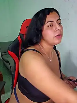 Snapshot of Mary_pinkish chatting on 01.15.25 Mary pinkish online show from 01.15.25