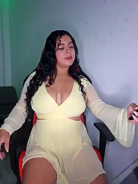 Snapshot of Mary_pinkish chatting on 01.18.25 Mary pinkish online show from 01.18.25