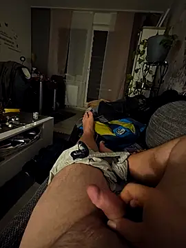 Snapshot of Paul10112 chatting on 02.07.26 Paul10112 online show from 02.07.26