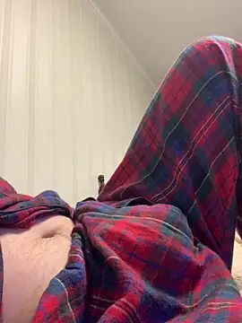 Snapshot of GHsveter chatting on 10.05.25 GHsveter online show from 10.05.25