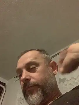 Snapshot of GHsveter chatting on 11.03.25 GHsveter online show from 11.03.25