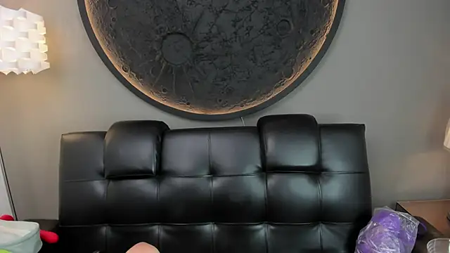 miss sharlotte18 online show from 02.25.25