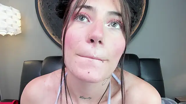 miss sharlotte18 online show from 03.11.25