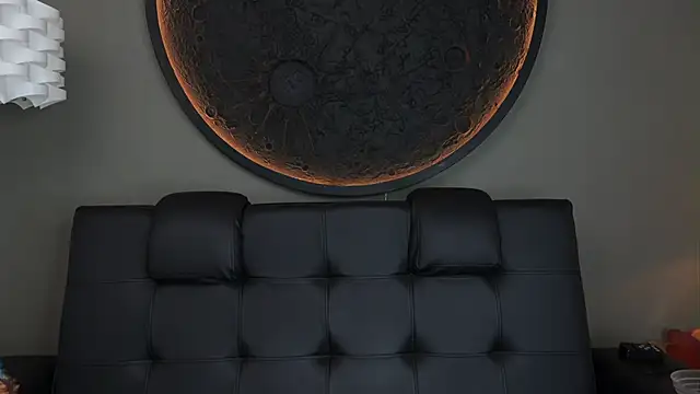 miss vaiolette online show from 10.18.25