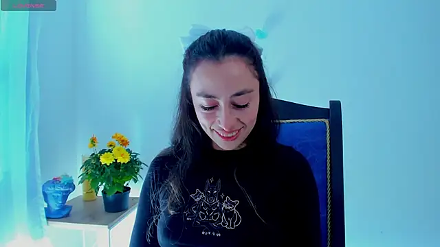 Amatiista online show from 03.17.25