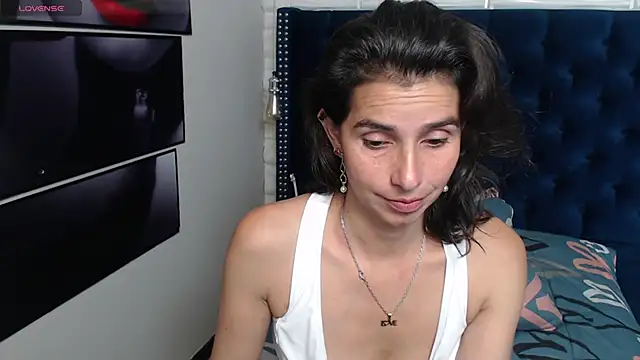 Eva-Williams online show from 02.07.25