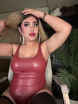 BigDominaMia online show from 02.24.26