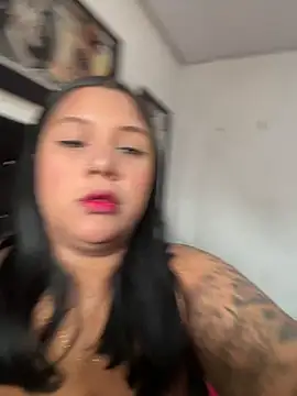 Snapshot of Edithxxx1 chatting on 10.31.25 Edithxxx1 online show from 10.31.25