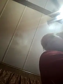 Snapshot of BadAssBitchMakayla chatting on 12.01.25 BadAssBitchMakayla online show from 12.01.25