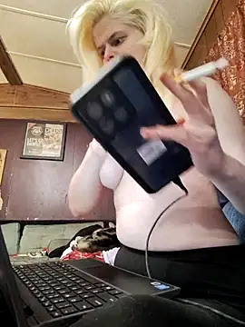 Snapshot of BadAssBitchMakayla chatting on 02.19.26 BadAssBitchMakayla online show from 02.19.26