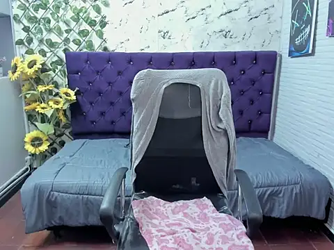 AnnyMilet  online show from 03.26.26