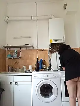 callmelouve online show from 11.28.25