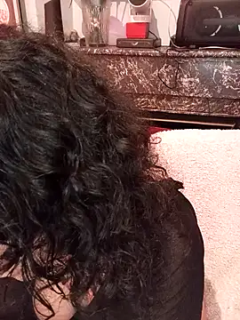 callmelouve online show from 04.08.26