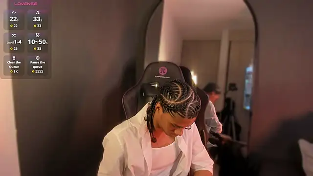 Lucas eevans online show from 02.05.26