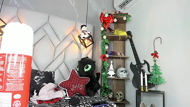 MirandaHaguen online show from 12.20.24