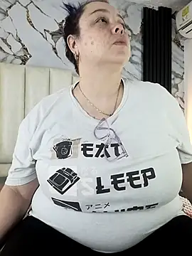 mollieblue69 online show from 10.15.25