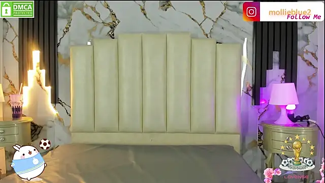 Snapshot of mollieblue69 chatting on 06.17.26 mollieblue69 online show from 06.17.26