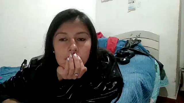 sandyquinnxx online show from 12.29.24