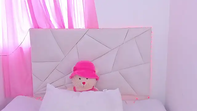 Anamhenao online show from 10.01.25