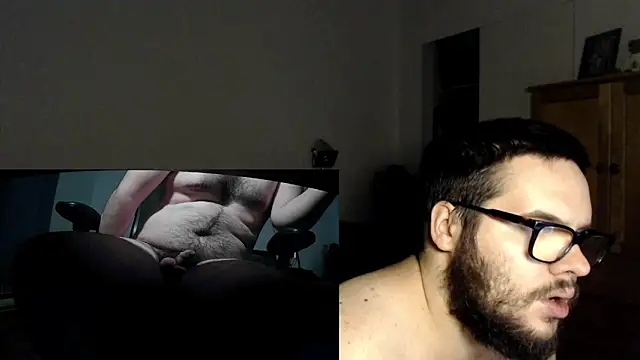 Snapshot of fck_boy123 chatting on 12.31.24 fck boy123 online show from 12.31.24