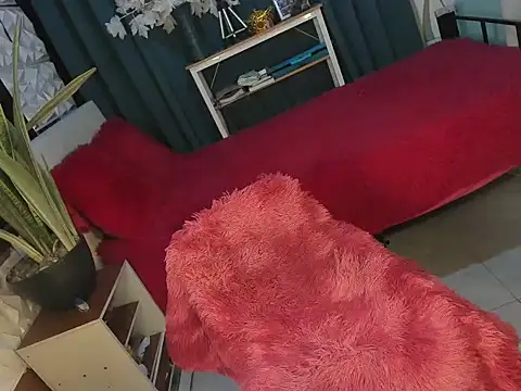 Laura yourhottestbabe123 online show from 09.23.25