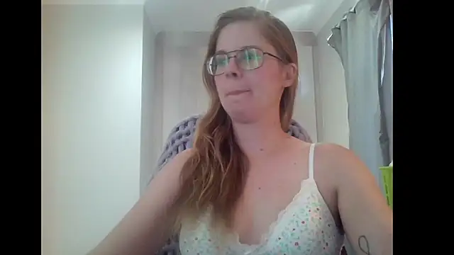 SavannaGirly online show from 01.22.25