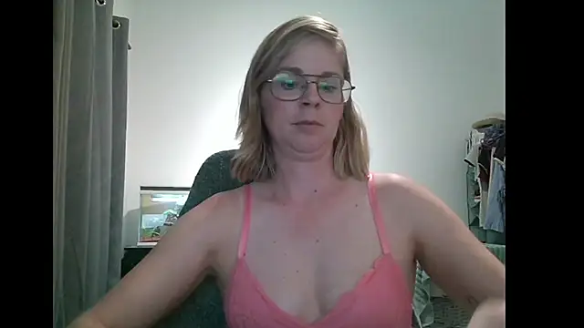 SavannaGirly online show from 02.23.25