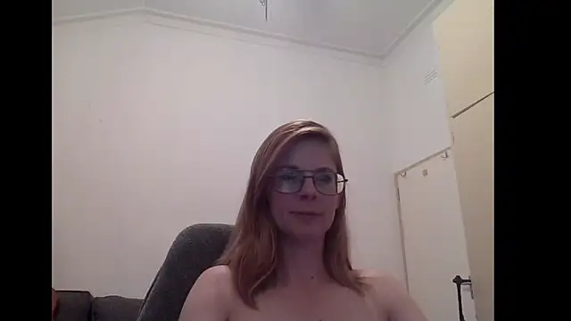 SavannaGirly online show from 09.12.25
