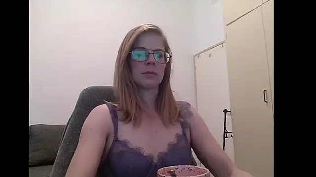 SavannaGirly online show from 09.25.25