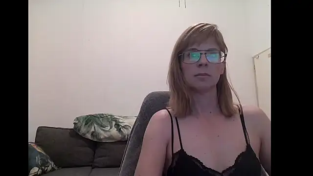 SavannaGirly online show from 10.08.25