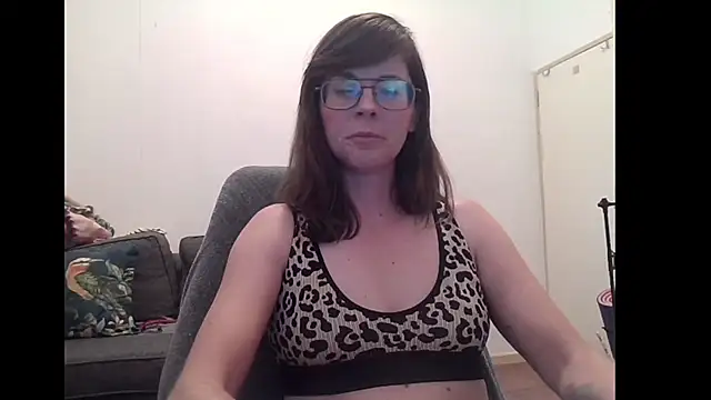 SavannaGirly online show from 02.13.26