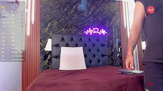 Snapshot of keane_lee chatting on 10.03.25 keane lee online show from 10.03.25