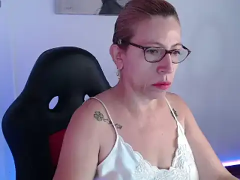 Chayla Ruiz online show from 12.11.24